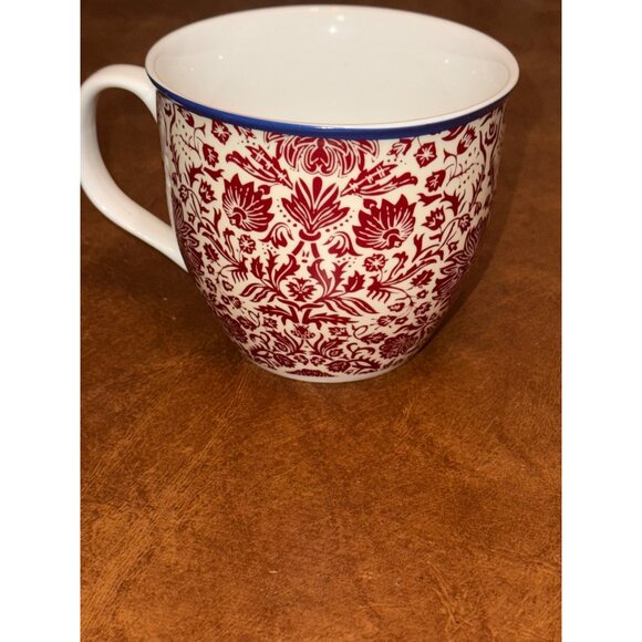 Cambridge "Love & Friendship" Fine China Mug Red & White Floral Design - Picture 2 of 5